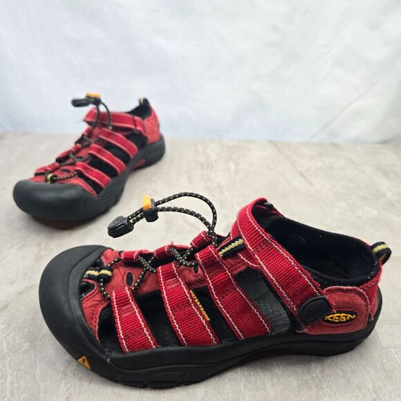 Keen Outdoor Fisherman Sport Sandals Kids Size 4 Red Sport Hiking Water Shoes - Picture 1 of 8